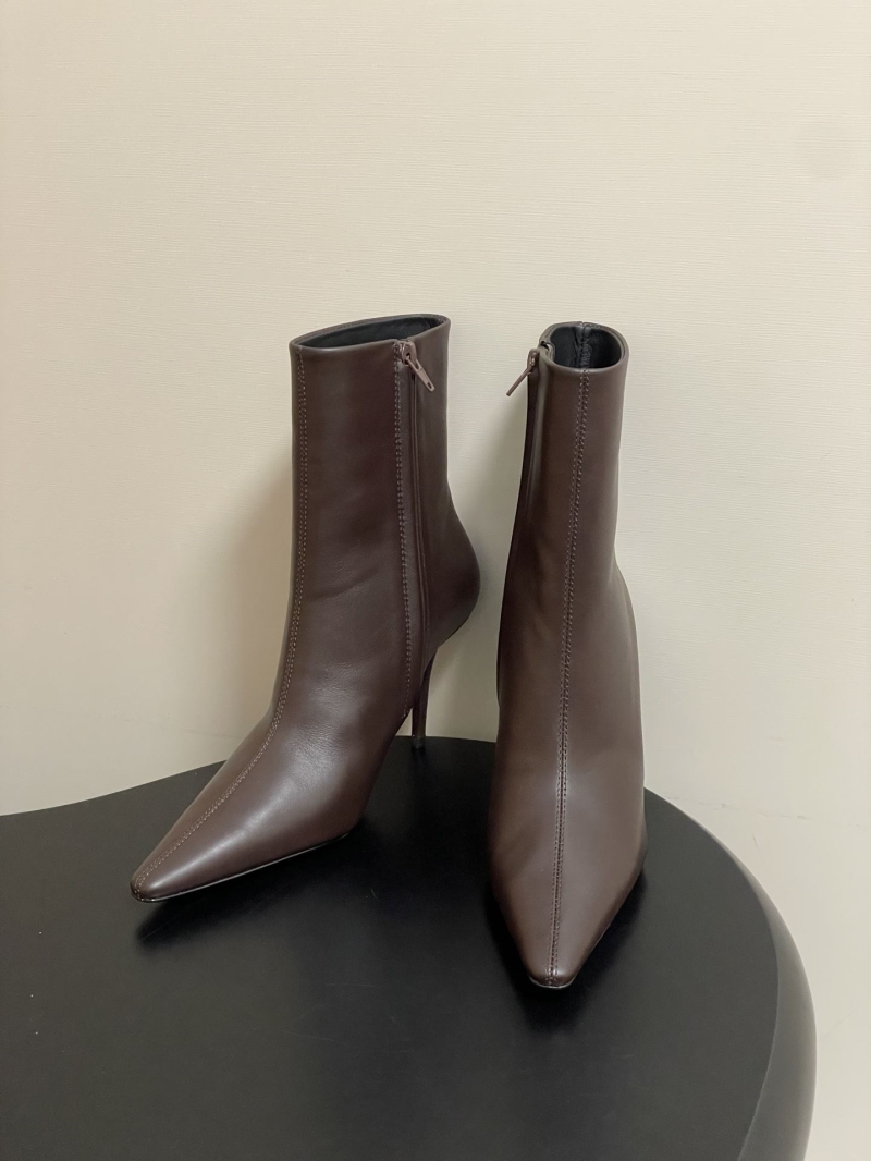 Y51 boots